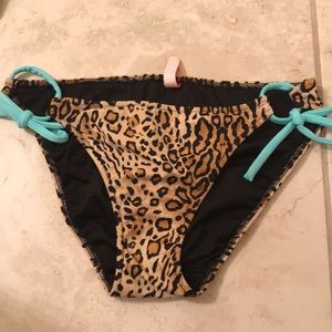 Victoria secret cheetah baithing suit bottoms